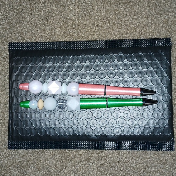 One of a kind custom beadable pens. - Picture 1 of 3